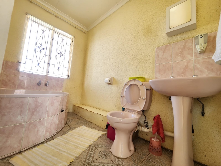 3 Bedroom Property for Sale in Tlhabane West North West